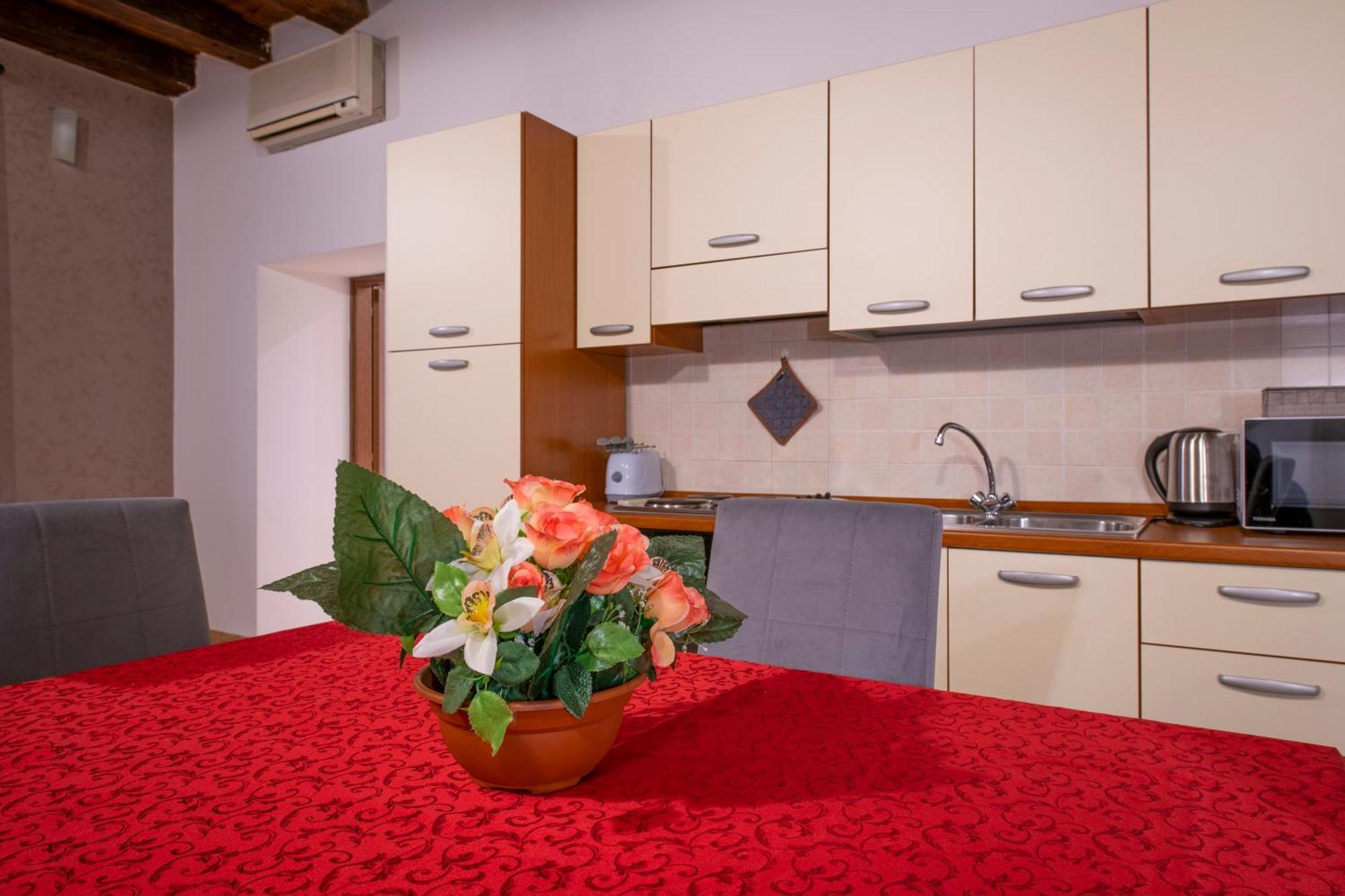 Palace Home Mazzini Verona Center Eksteriør billede