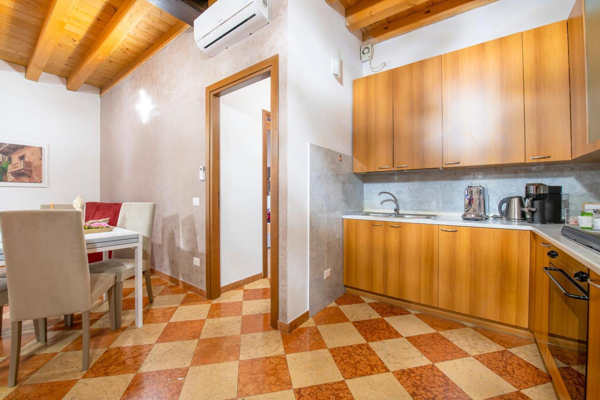 Palace Home Mazzini Verona Center Eksteriør billede