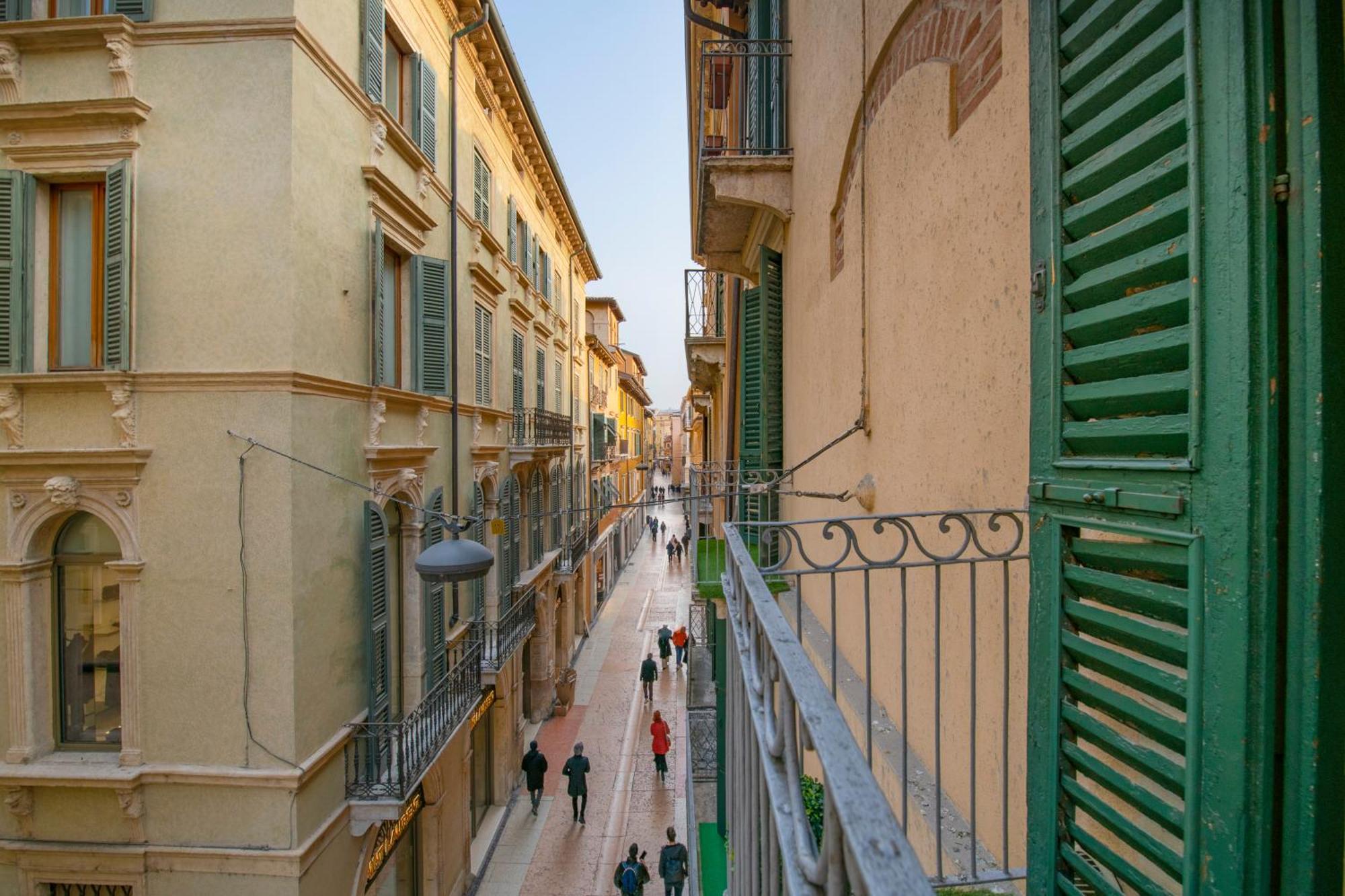 Palace Home Mazzini Verona Center Eksteriør billede